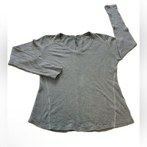 Kuhl Lyrik V-Neck Knit Women’s Grey Sweater Size Small